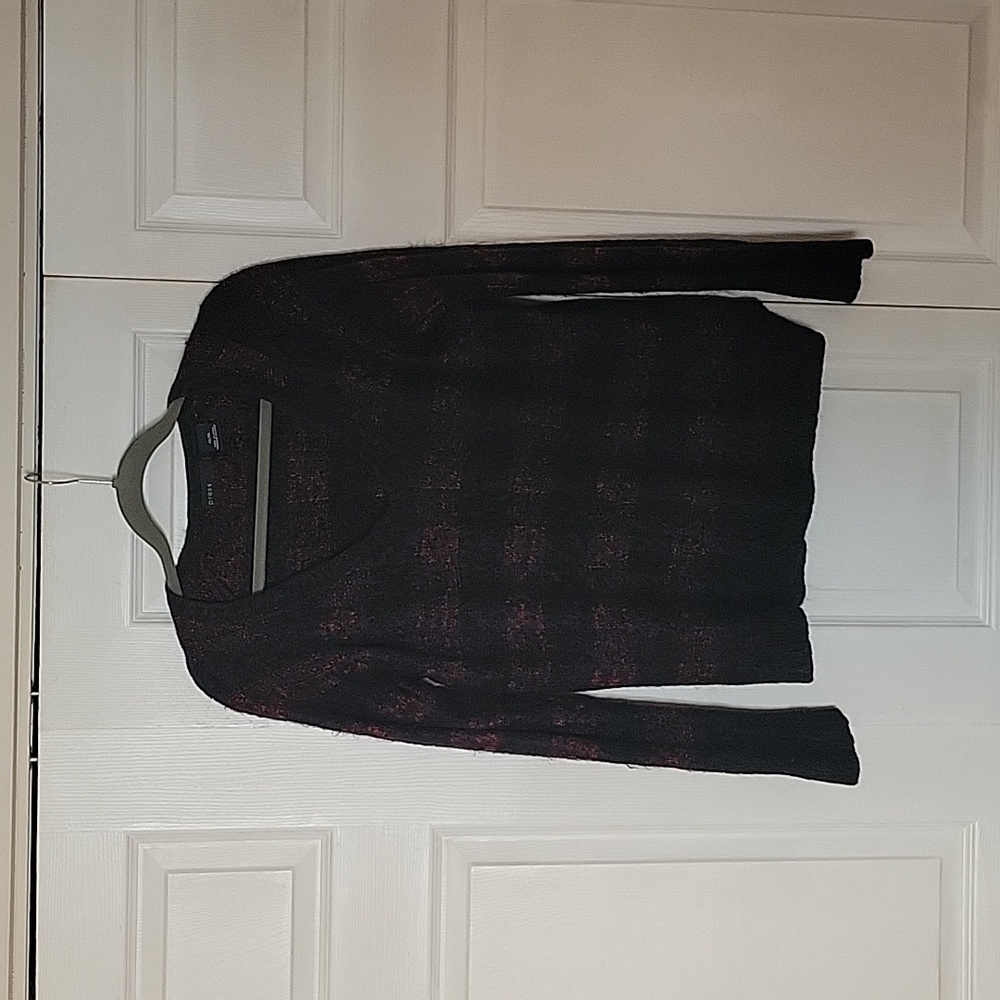Press V-neck sweater, size M, Red a d Black stripes